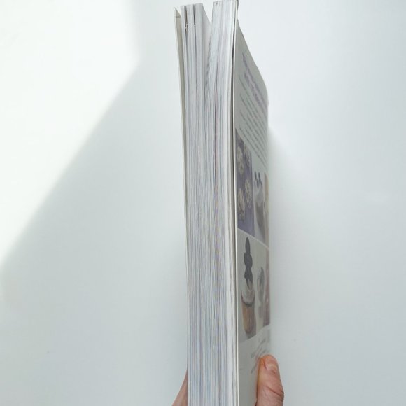 😋3 for $20 All Cookbooks😋Martha Stewart Cupcake Cookbook - Picture 6 of 6